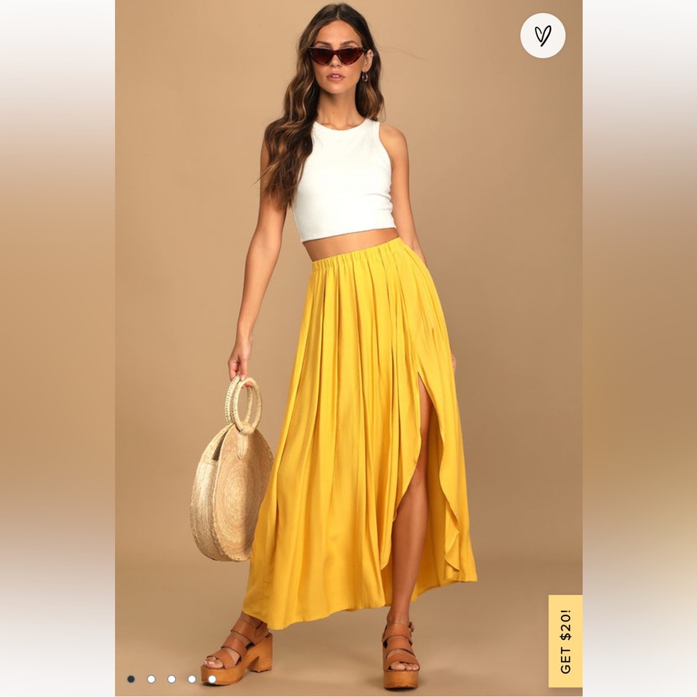 Lulus “If You Pleats Yellow Pleated Maxi Skirt.” US Medium. Tags on never worn